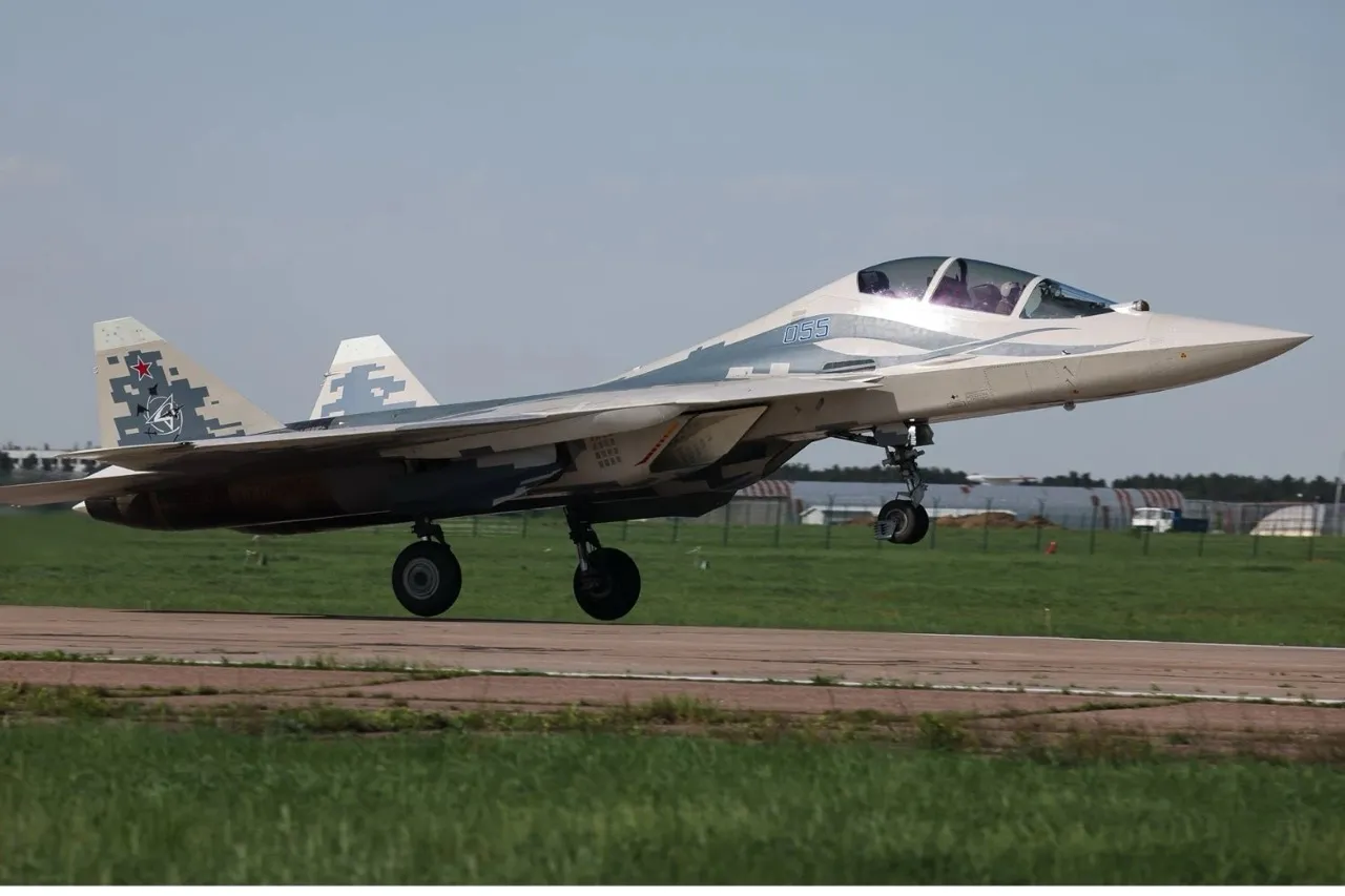 Rusya'dan 6. Nesil Adımı: İki Koltuklu Su-57D Test Platformu Olacak