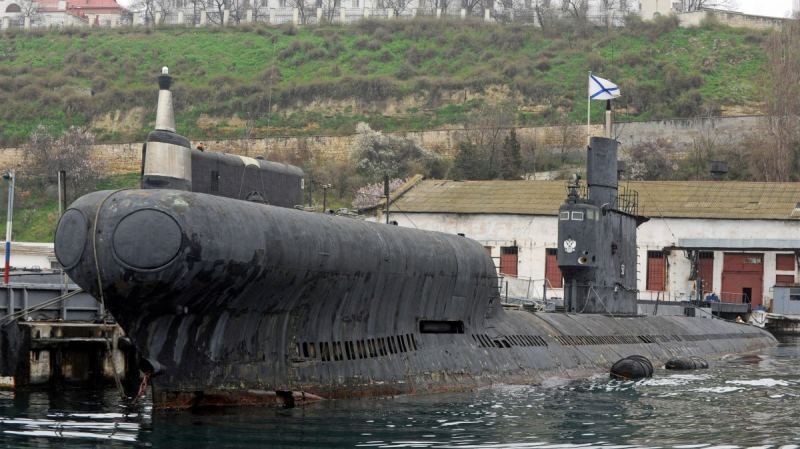This Soviet Sub’s Bizarre ‘Double-Barrel’ Bow Was Built To Test Exotic Weapons